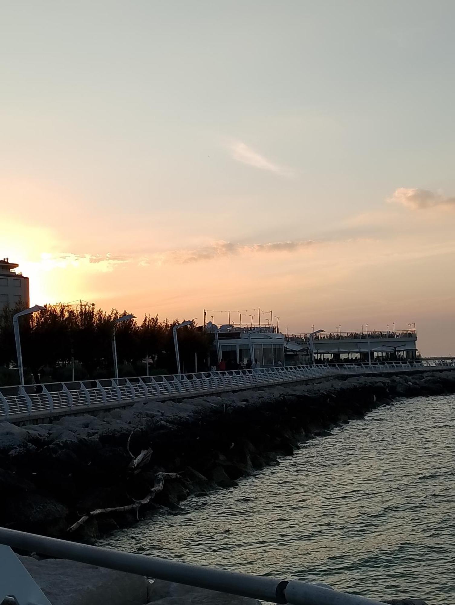 Appartamento Mameli Pesaro Buitenkant foto